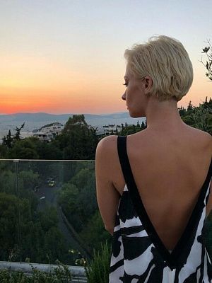 Оленька превью